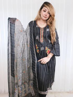 ( TX ) Charizma Festive ( black )