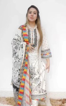 Buttery white n Black Bin Sayeed