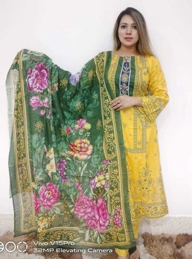 (Dx) Yellow green lawn