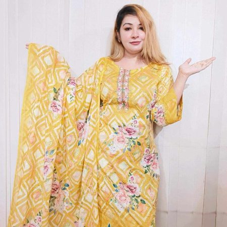 M. Pearl farina ( yellow )