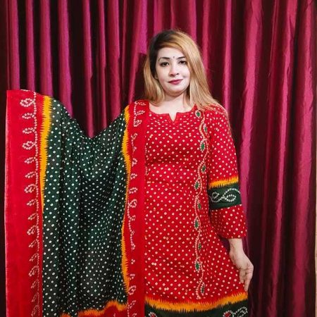 (Q) Lal shobuj (red)